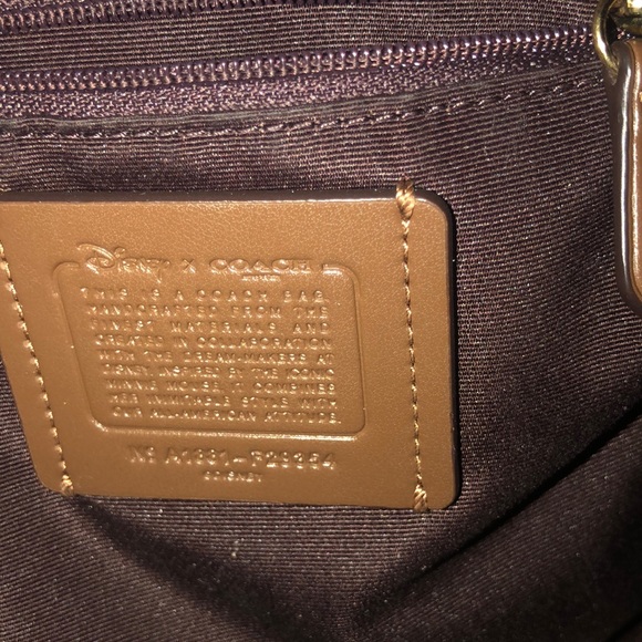 🥰Minnie Mouse Coach Backpack 😱 - Picture 3 of 4